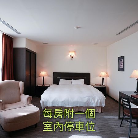 Herkang Hotel ไถจง ภายนอก รูปภาพ